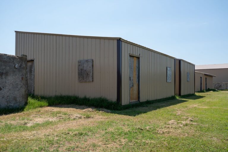 T1G Urban MOUT, buildings rear