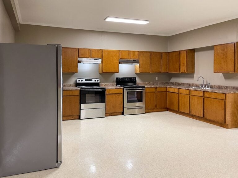 T1G common area kitchen