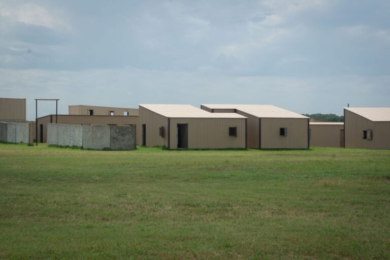 T1G MOUT ne ground view