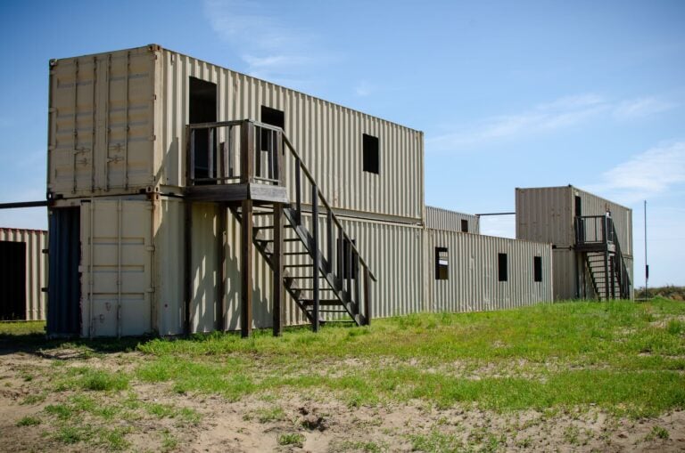 T1G MOUT marketplace, 2-story access