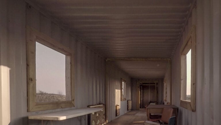 T1G-South-Urban-Sniper-Hide-view