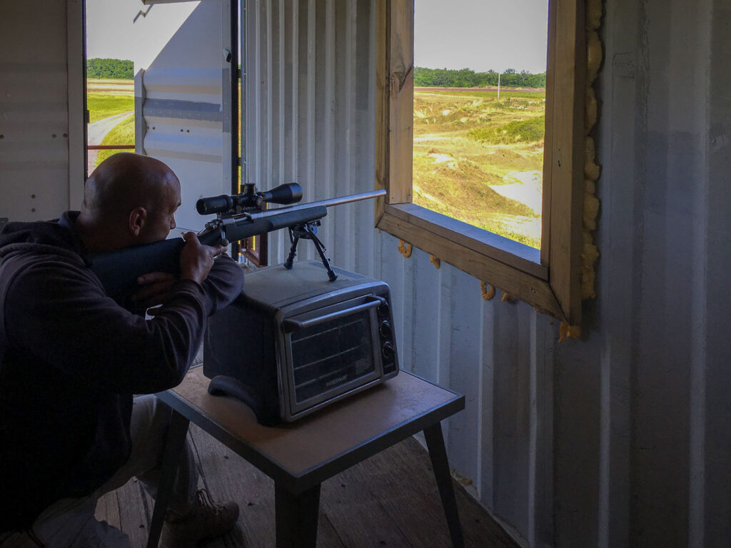 T1G-South-Urban-Sniper-Hides-operator